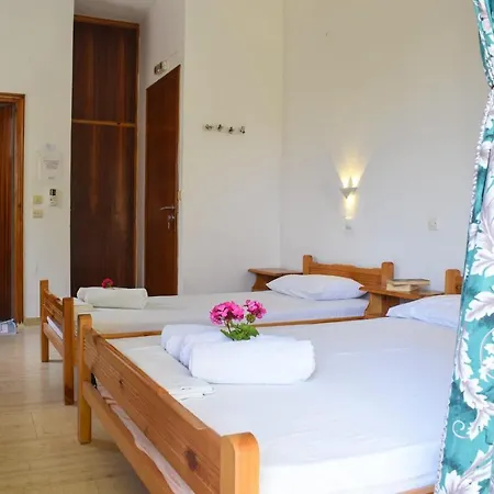 Lemon In Foinikounta, 150m To The Beach Apartment