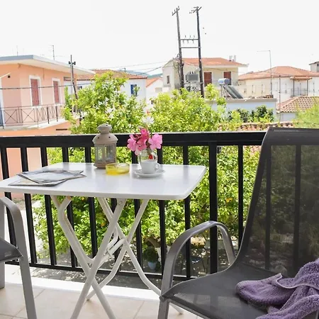 Lemon In Foinikounta, 150m To The Beach Apartment Finikounta
